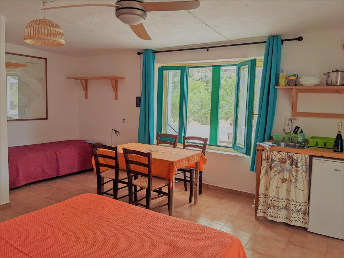 Cala Vinagra House Bed and Breakfast Carloforte  Esterno foto