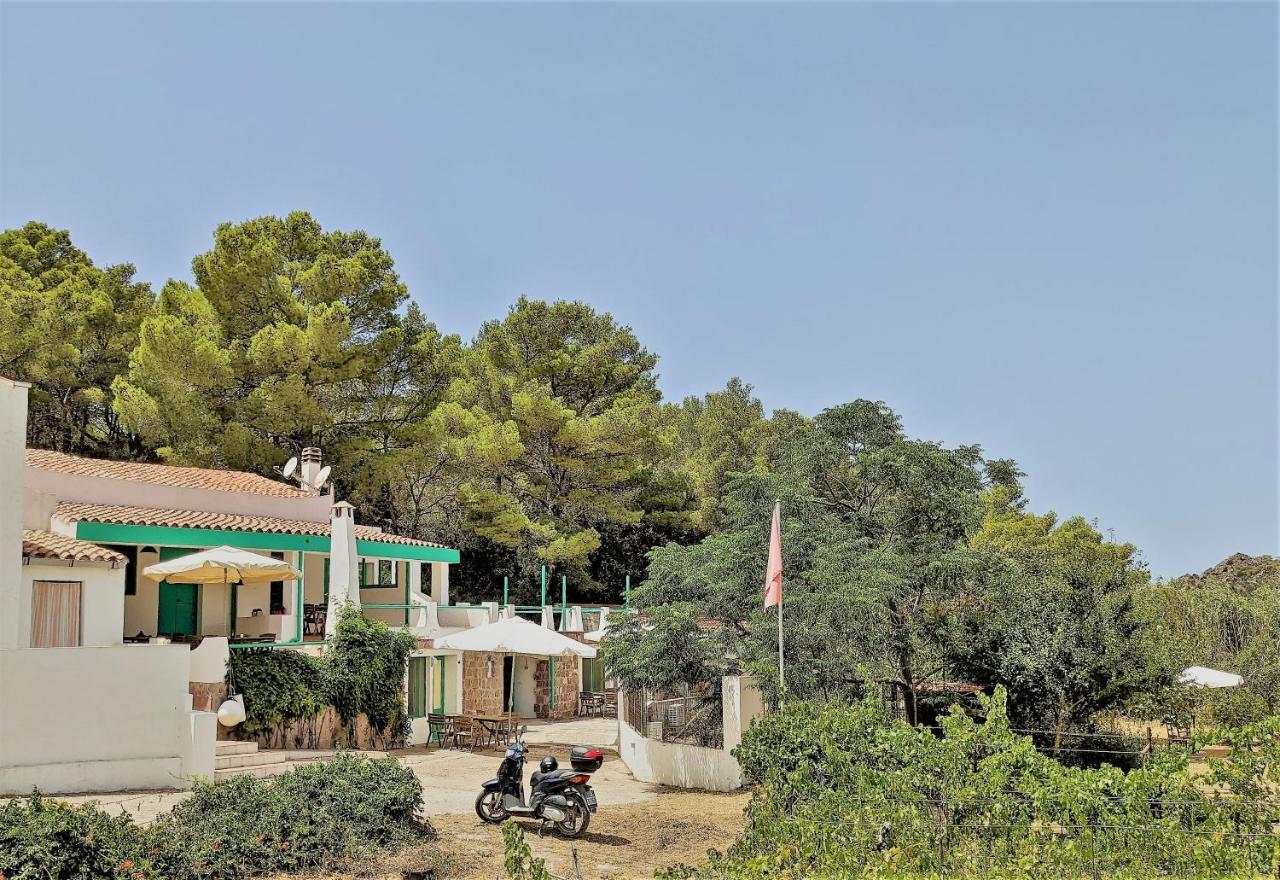 Cala Vinagra House Bed and Breakfast Carloforte  Esterno foto