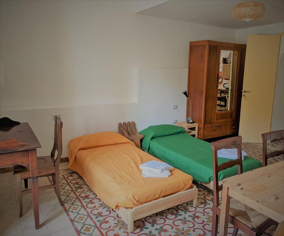 Cala Vinagra House Bed and Breakfast Carloforte  Esterno foto
